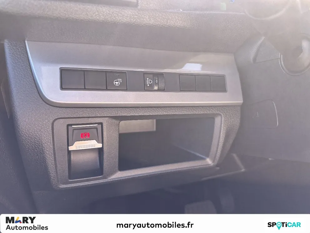 Véhicule occasion 1229910 - peugeot TRAVELLER - Photo 11