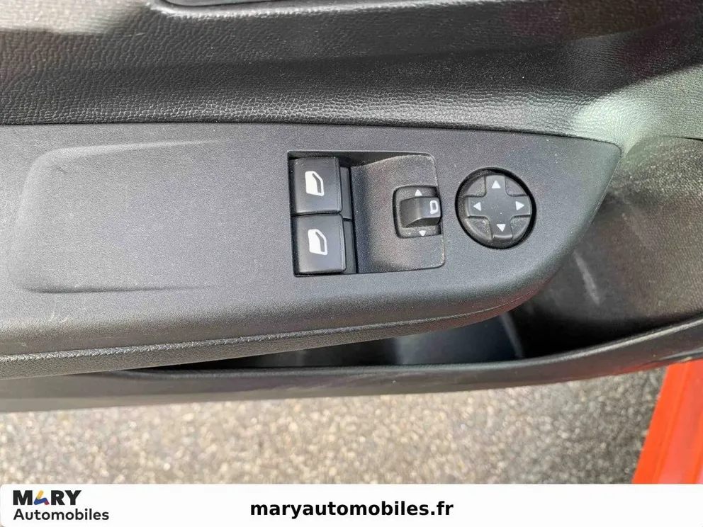 Véhicule occasion 225600 - opel CORSA - Photo 13