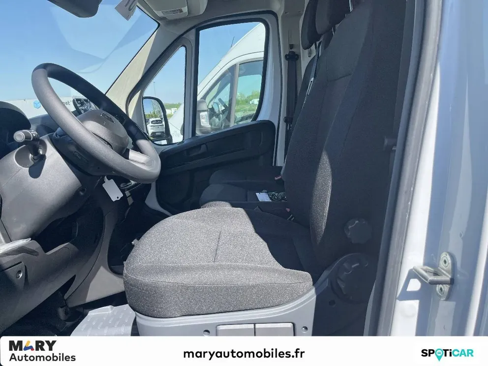 Véhicule occasion 215188 - peugeot BOXER - Photo 9
