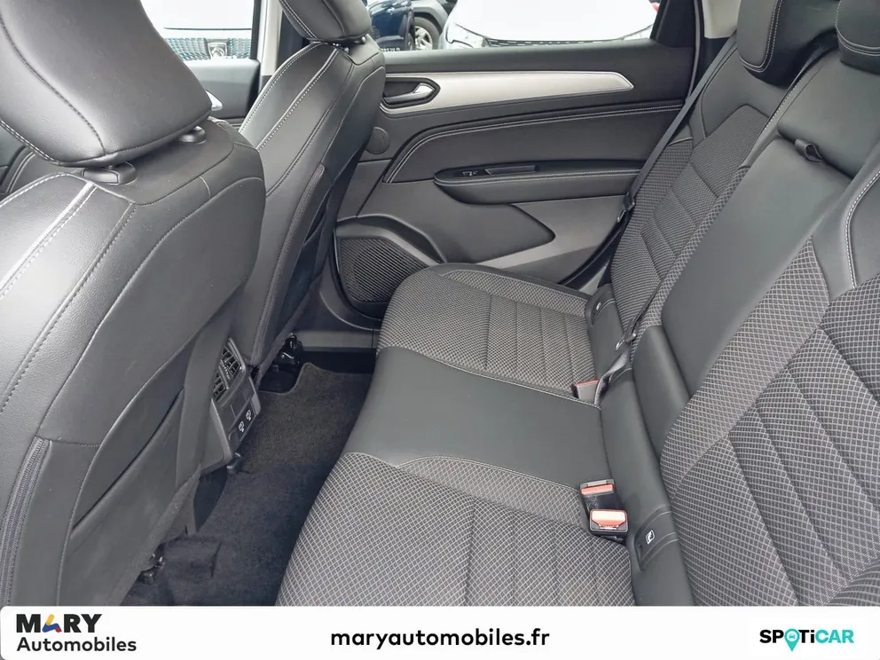 Véhicule occasion 1227454 - renault ARKANA - Photo 16