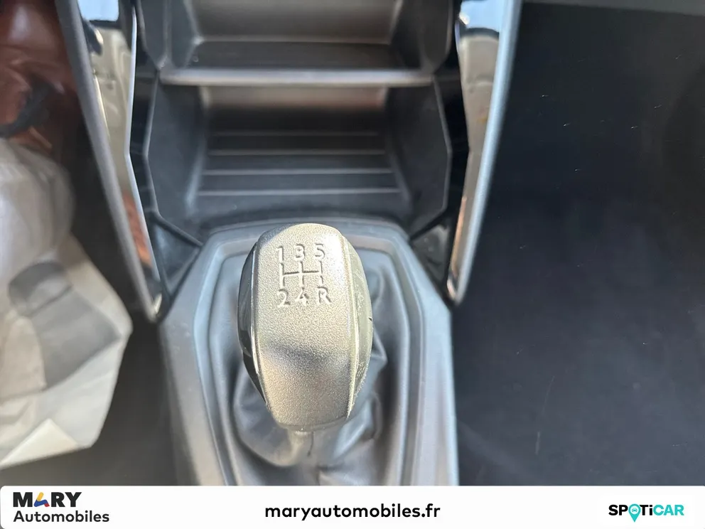 Véhicule occasion 1231161 - peugeot 208 - Photo 11