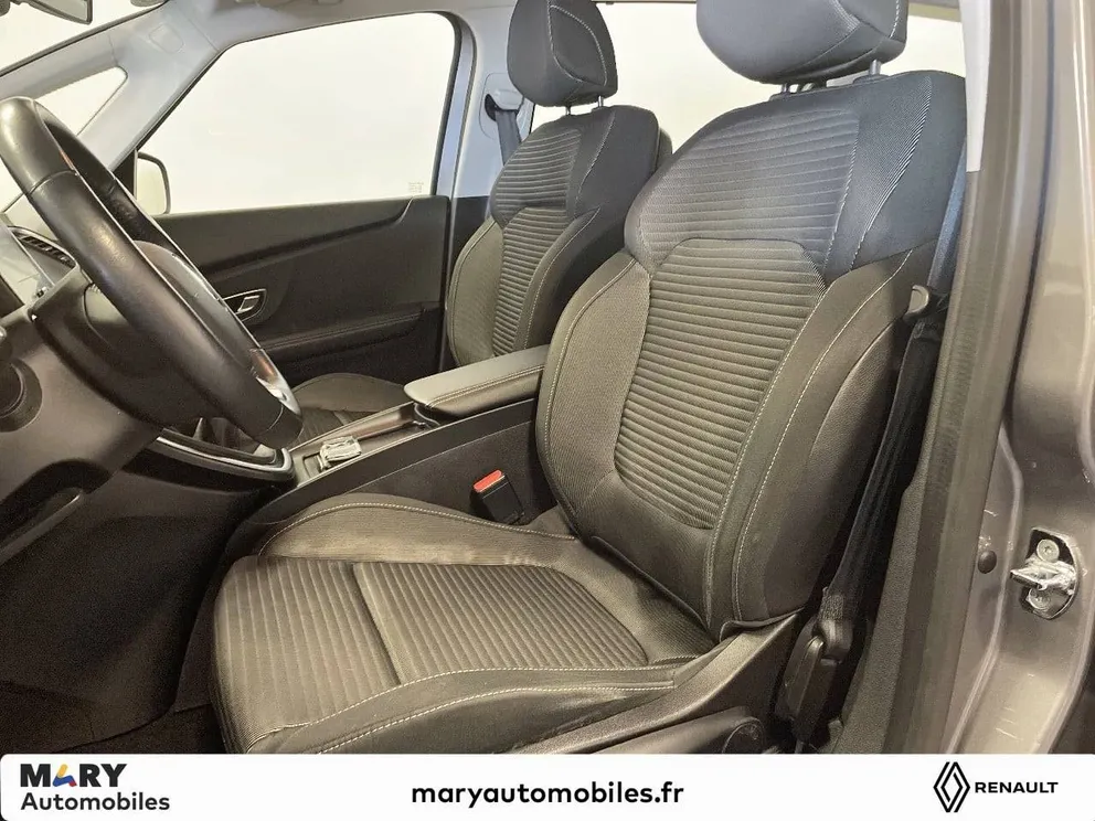 Véhicule occasion 234910 - renault GRAND SCENIC - Photo 9