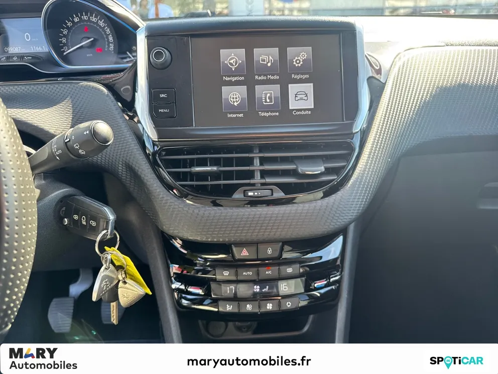 Véhicule occasion 1237834 - peugeot 2008 - Photo 11