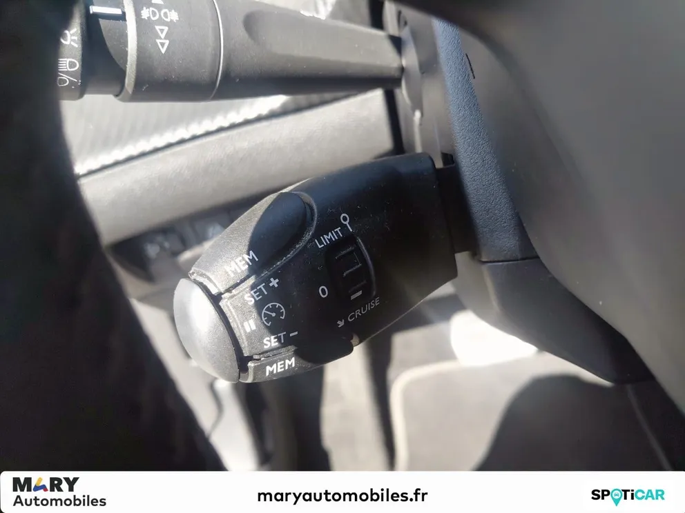 Véhicule occasion 1236456 - peugeot 2008 - Photo 12