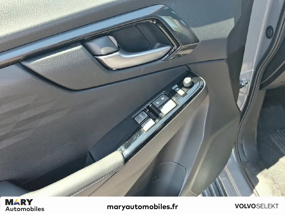 Véhicule occasion 1230857 - isuzu D-MAX - Photo 9