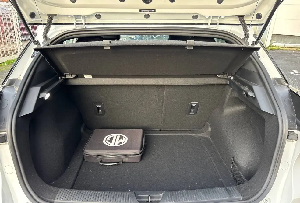 Véhicule occasion 221806 - mg MG4 - Photo 6