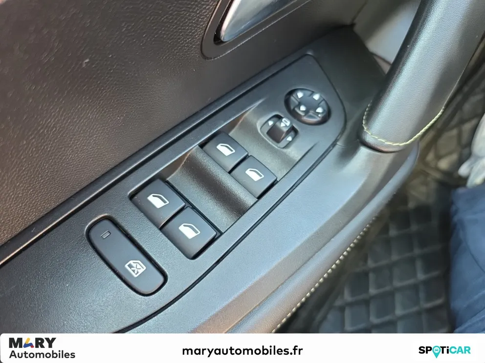 Véhicule occasion 1232119 - peugeot 2008 - Photo 16