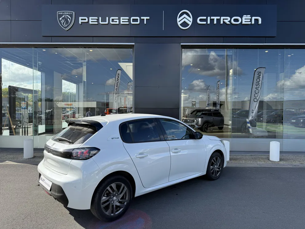 Véhicule occasion 193040 - peugeot 208 - Photo 2