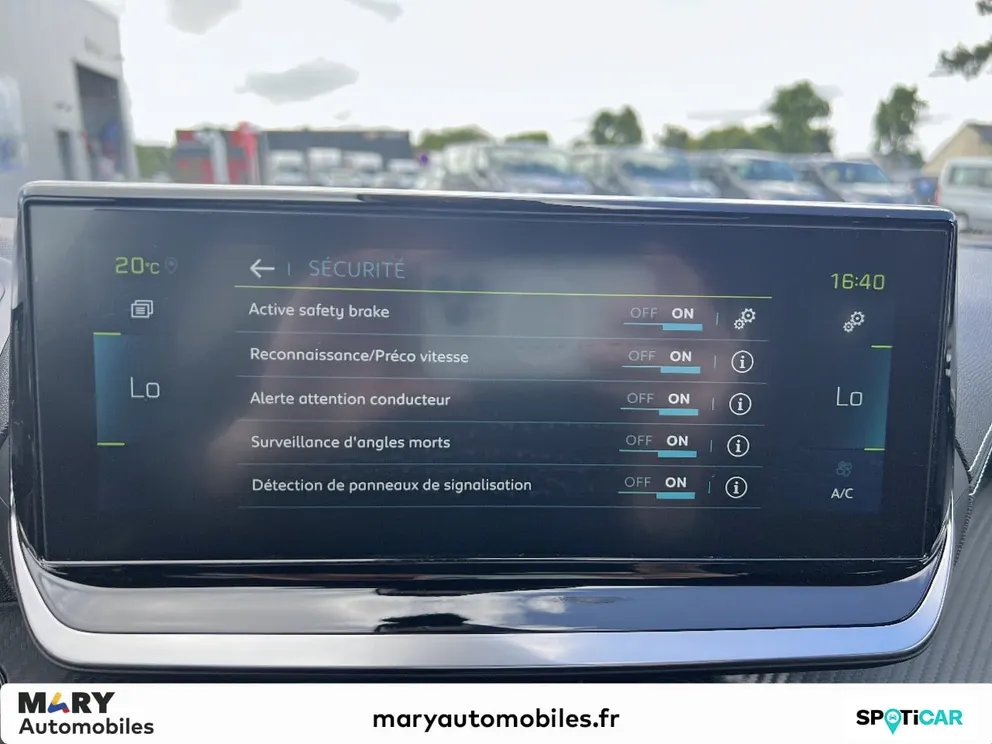 Véhicule occasion 1229588 - peugeot 2008 - Photo 11