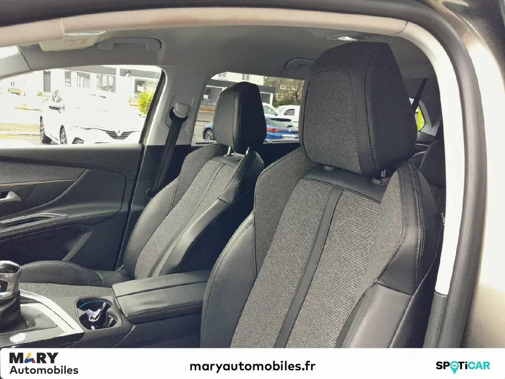 Véhicule occasion 223000 - peugeot 5008 - Photo 9