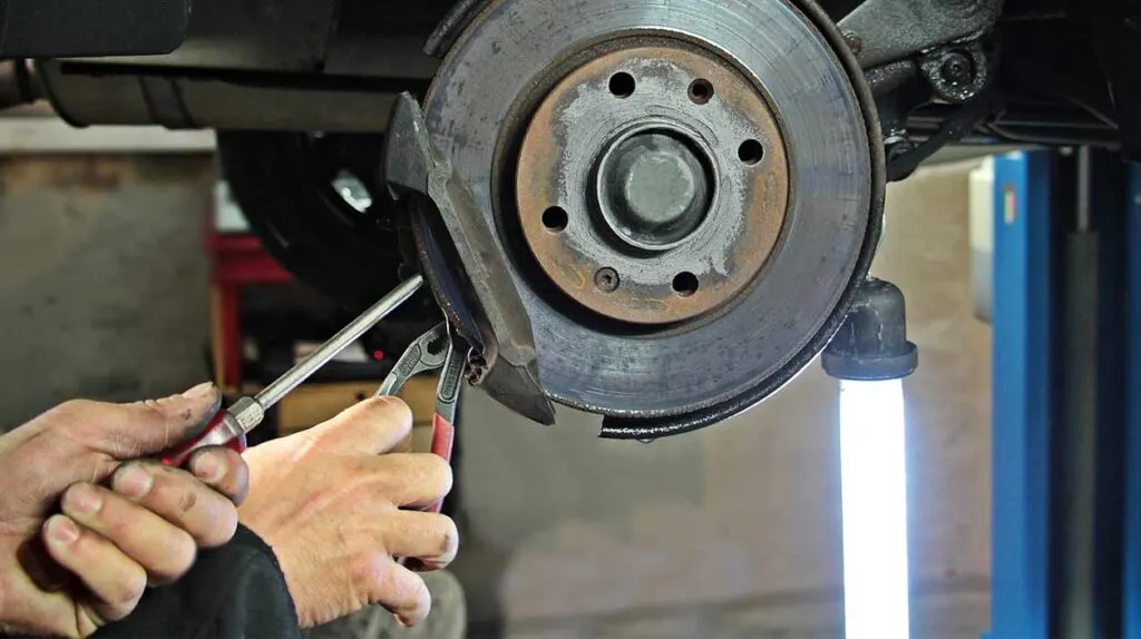 Il faut un bon liquide pour éviter la déterioration des freins