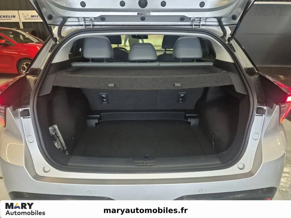 Véhicule occasion 201996 - mg MG4 - Photo 6