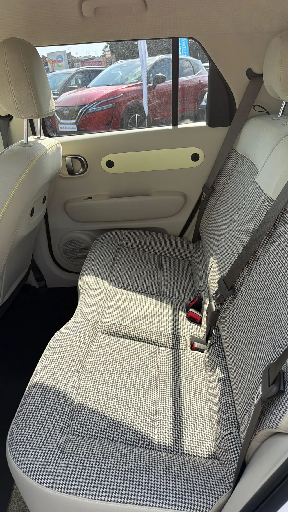 Véhicule occasion 1229448 - hyundai INSTER - Photo 21