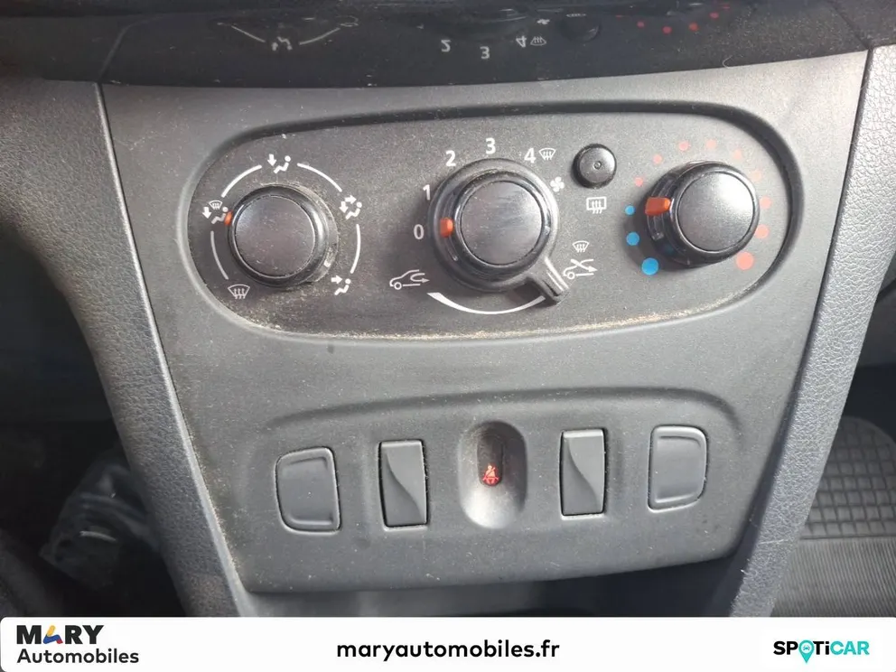 Véhicule occasion 237375 - dacia SANDERO - Photo 12