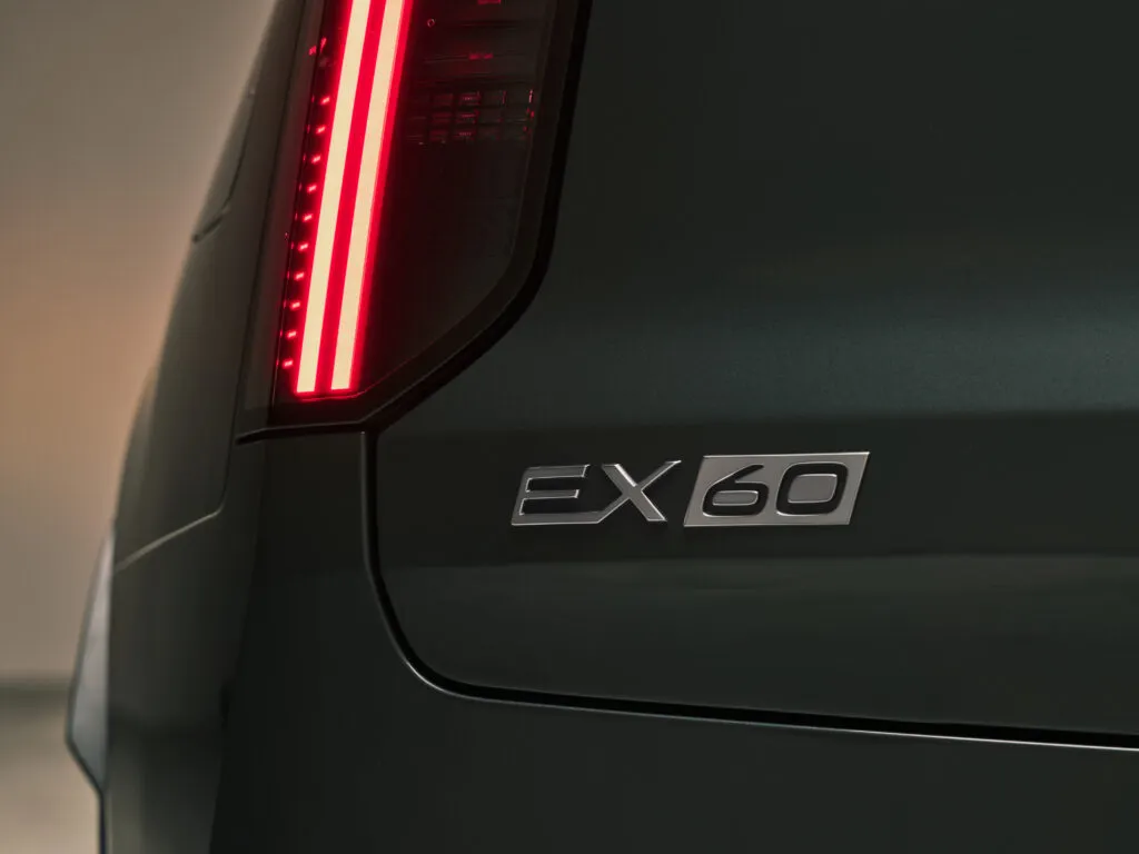 Logo sur le haillon ex60