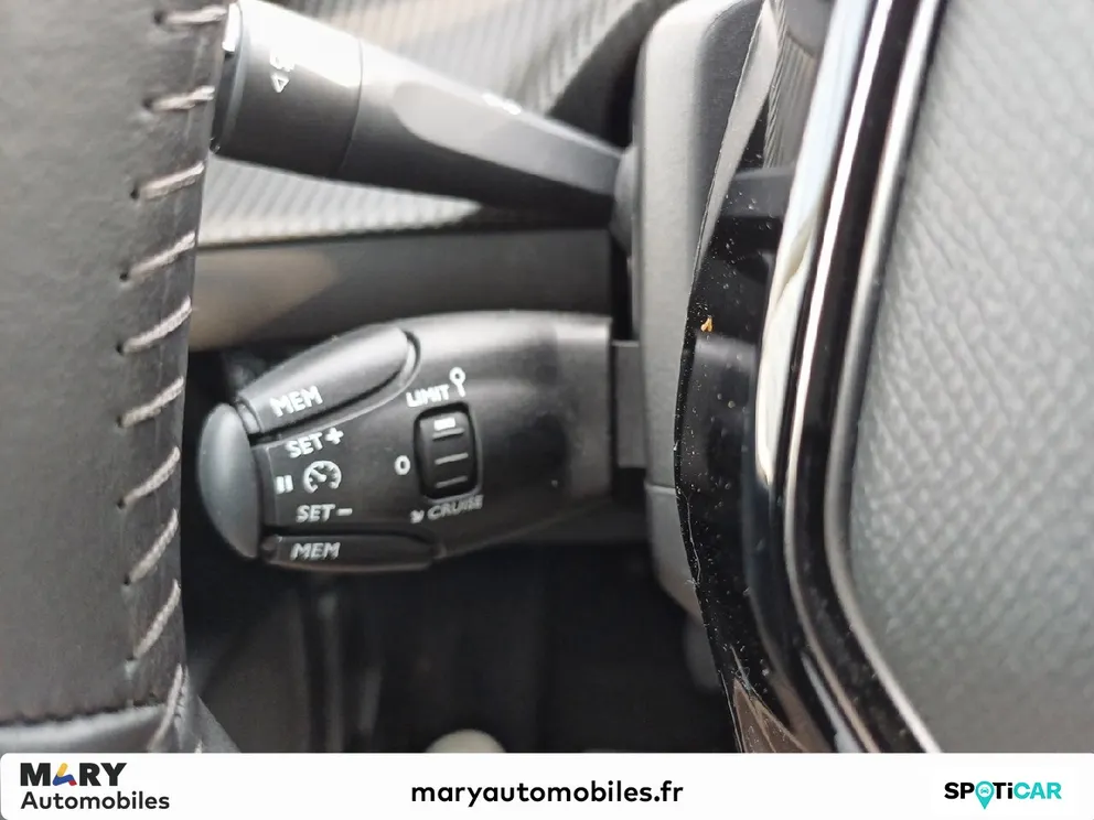 Véhicule occasion 1239117 - peugeot 208 - Photo 11