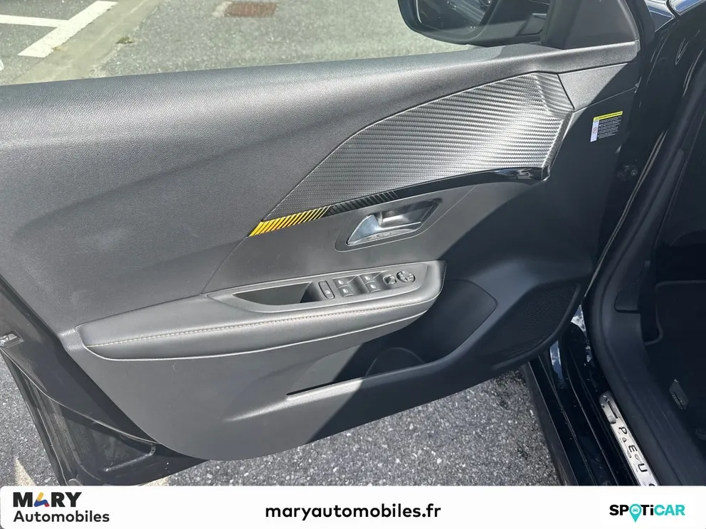 Véhicule occasion 1239344 - peugeot 208 - Photo 9