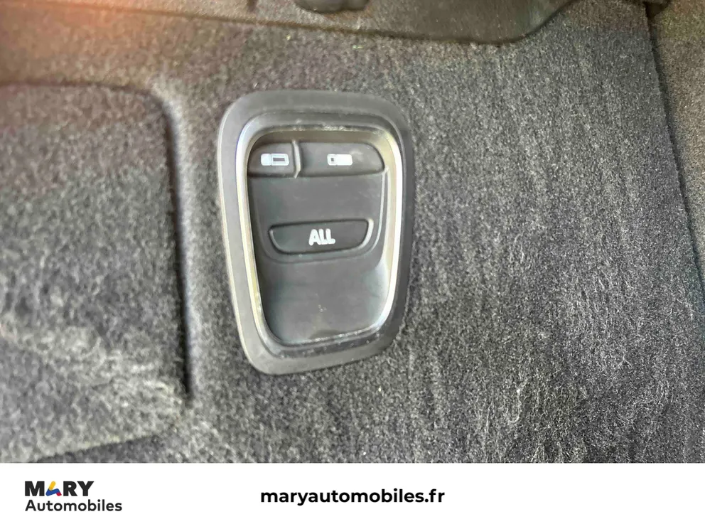 Véhicule occasion 1241701 - renault SCENIC - Photo 14