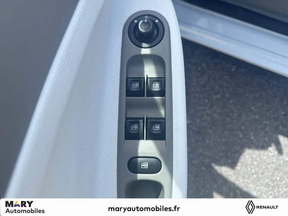 Véhicule occasion 217572 - renault ZOE - Photo 12